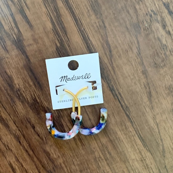 Madewell half and half hoop earring - Picture 4 of 9